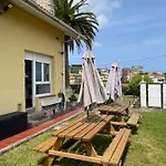 La Palmera Y El Mar Naveces