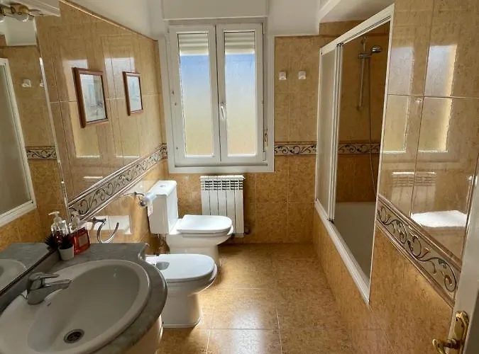 Villa La Palmera Y El Mar Naveces