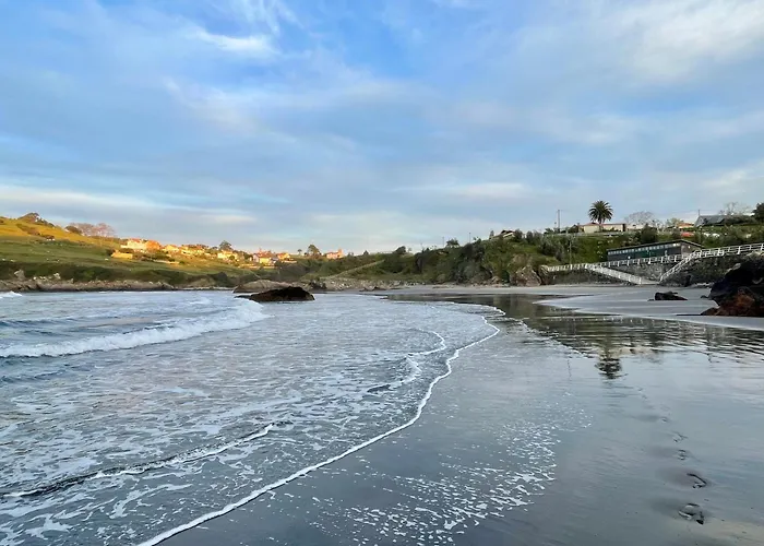 Villa La Palmera Y El Mar Naveces